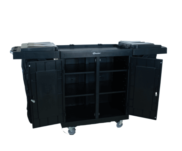 18278_Carro utility black camareiro com porta duas prateleiras e 2 bolsas preta (2)_1 CARRO CAMAREIRO LINHA UTILITY ALL BLACK DUAS PRATELEIRAS E DOIS COLETORES BOLSA COM PORTA - KUNBER - Imagem 1